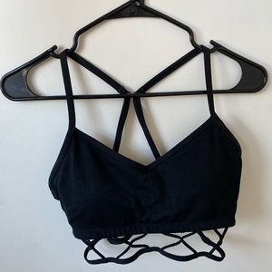 Lorna Jane Cross Detail Sports Bra